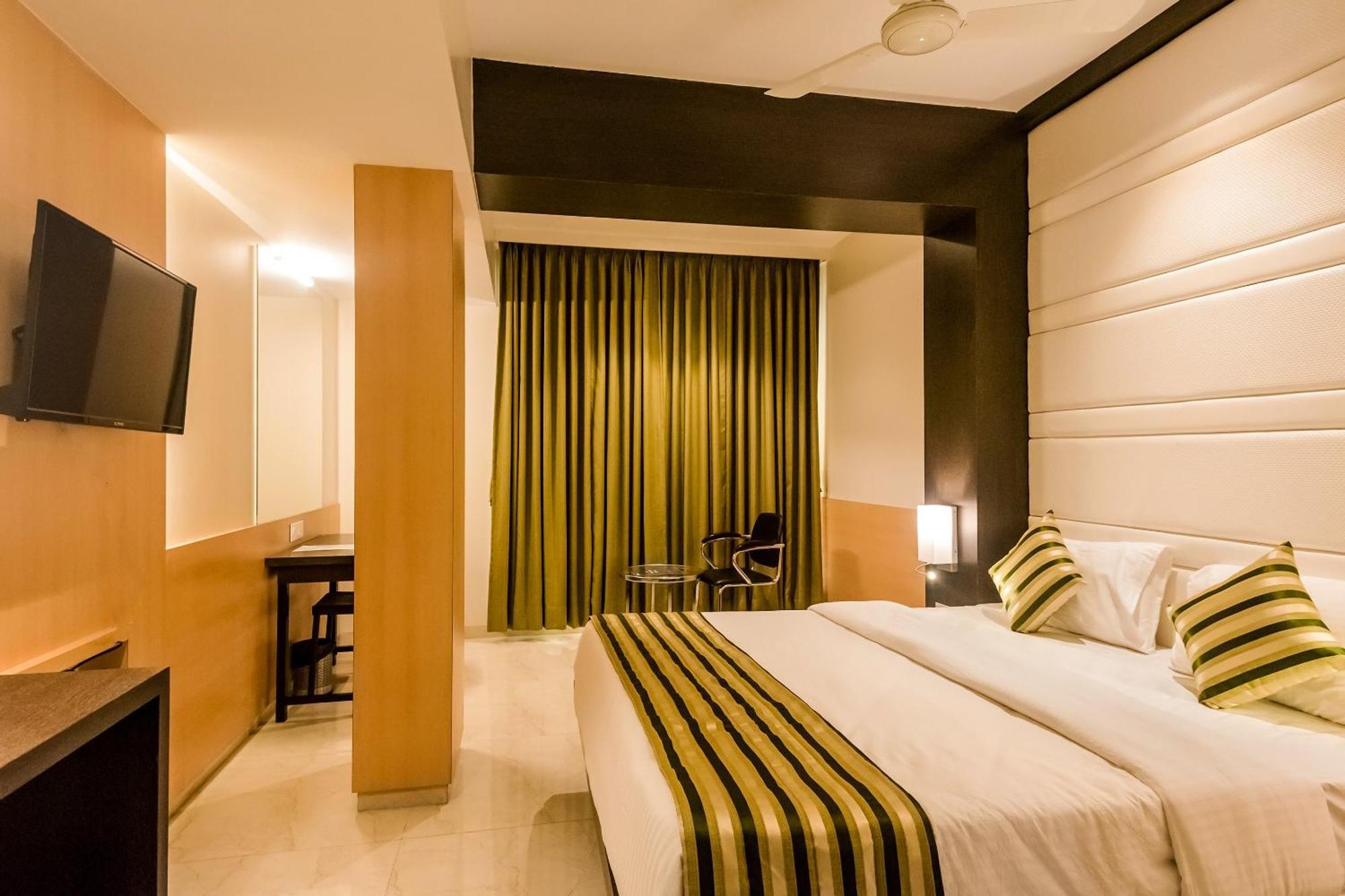 Super Capital O Hotel Konar Inn Turambhe Extérieur photo