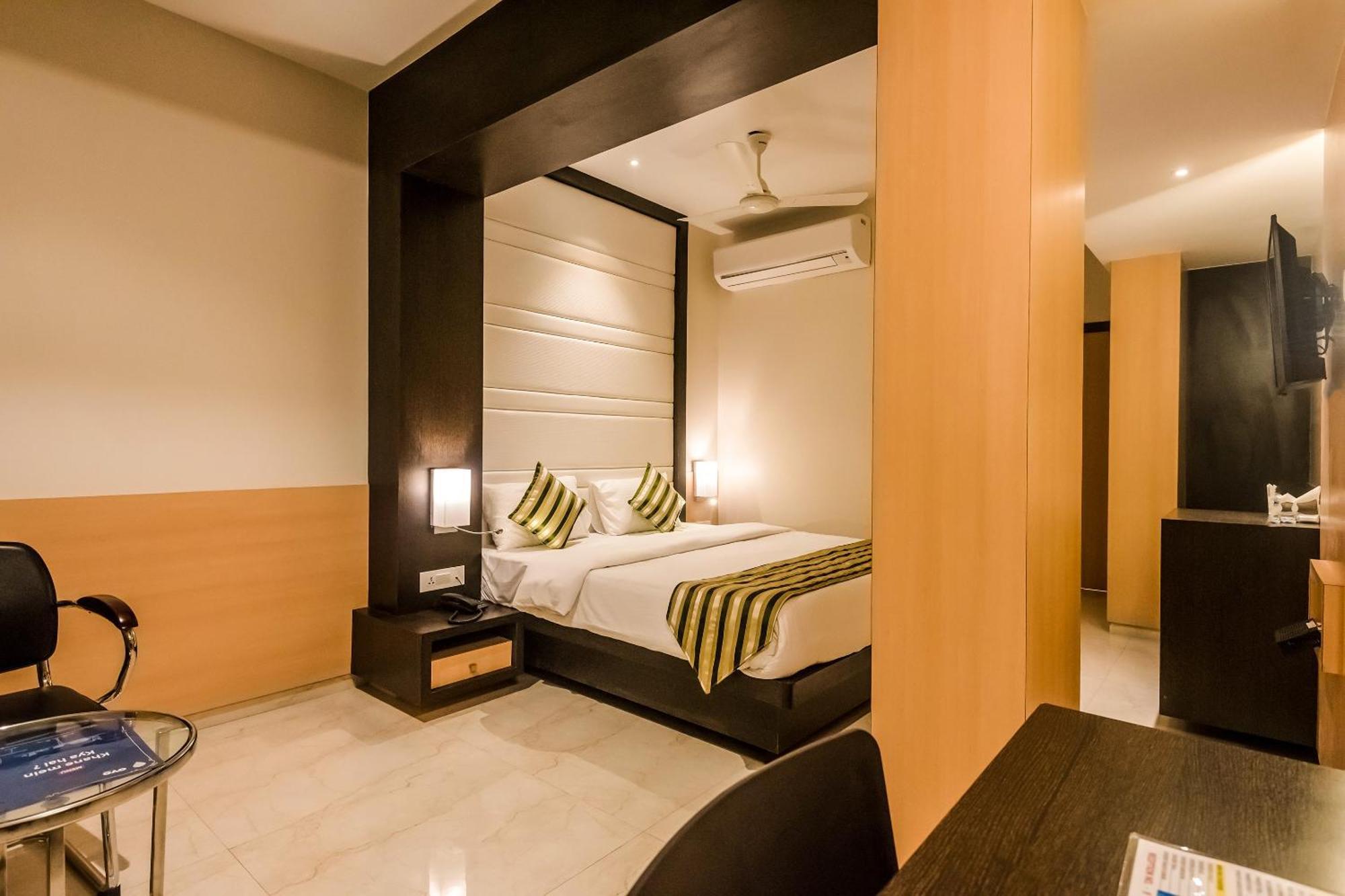 Super Capital O Hotel Konar Inn Turambhe Extérieur photo